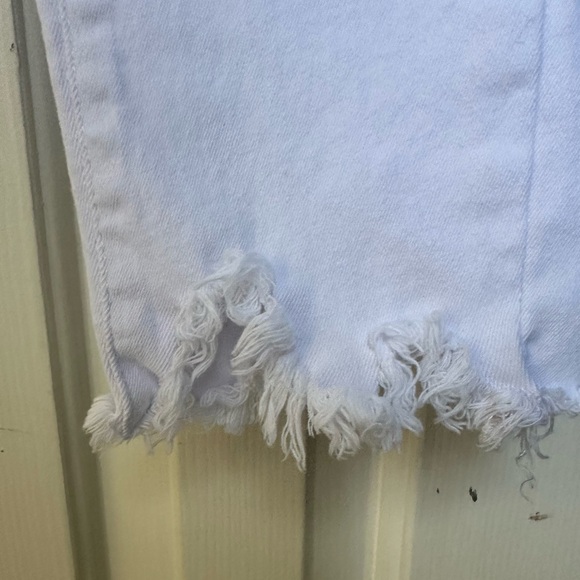 White Frayed Jeans- X- Large - Picture 3 of 6